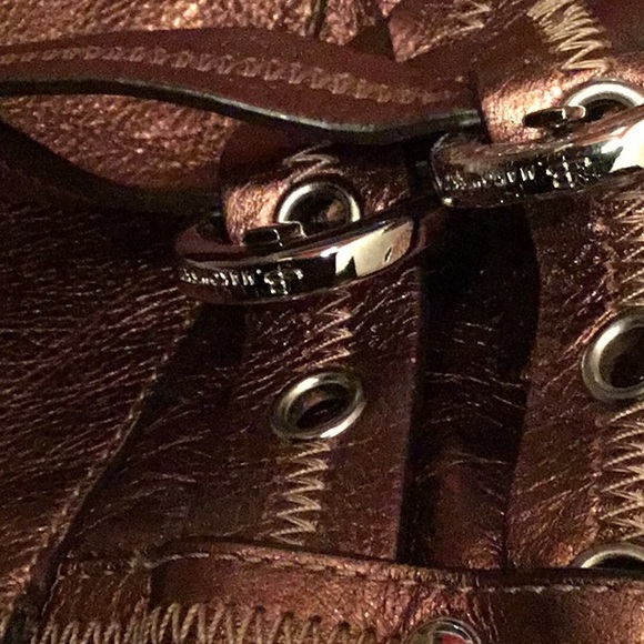 Leather Handbag - Picture 7 of 8